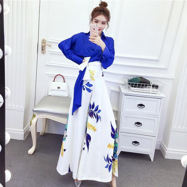 women's spring suits loose long-sleeved shirt + printed drape wide-leg pants two-piece sets two piece, White
women's spring suits loose long-sleeved shirt + printed drape wide-leg pants two-piece sets two piece, White
