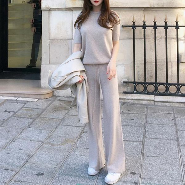 women's two piece pants casual fashion suit 2021 autumn and winter long-sleeved sweater coat wide-leg trousers two-piece trend, White
women's two piece pants casual fashion suit 2021 autumn and winter long-sleeved sweater coat wide-leg trousers two-piece trend, White