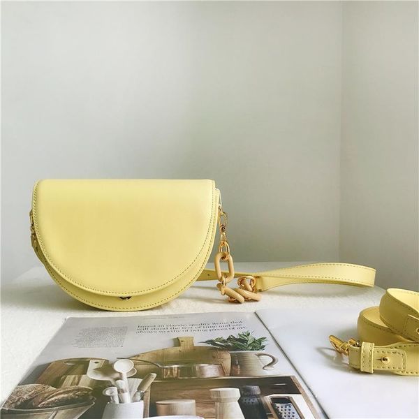 cross body genuine leather chains shoulder bags luxury designer semicircle women messenger 2021 ladies hand bolsas feminina
cross body genuine leather chains shoulder bags luxury designer semicircle women messenger 2021 ladies hand bolsas feminina
