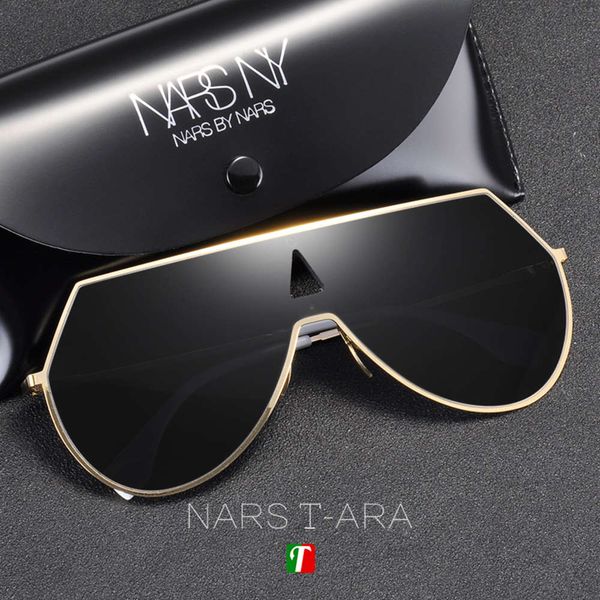 2021 new all in one lovers personalized street p cool reflector sunglasses men's fashion, White;black
2021 new all in one lovers personalized street p cool reflector sunglasses men's fashion, White;black