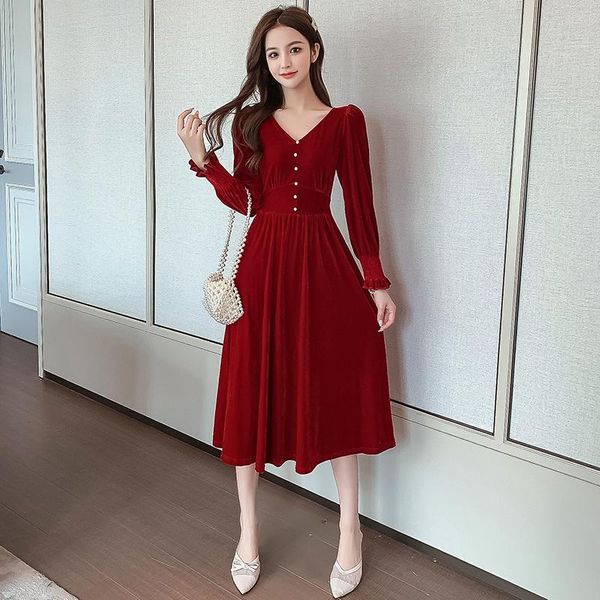 casual dresses 2021 korea spring and autumn hepburn style dress women button gold velvet long-sleeved solid color french retro, Black;gray
casual dresses 2021 korea spring and autumn hepburn style dress women button gold velvet long-sleeved solid color french retro, Black;gray