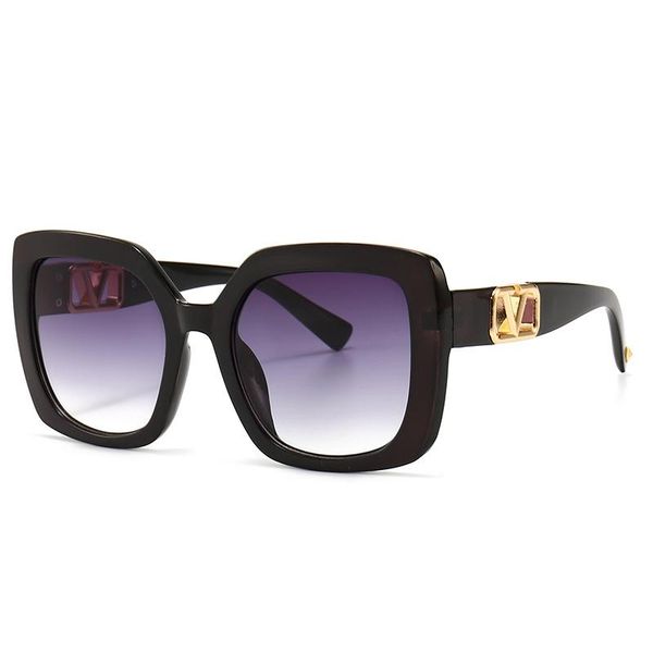 sunglasses 2021 european and american retro rock style square metal logo inlaid with modern charm fashion leisure uv400, White;black
sunglasses 2021 european and american retro rock style square metal logo inlaid with modern charm fashion leisure uv400, White;black