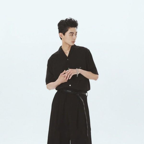 male vintage short sleeve loose pullover casual japan streetwear shirt men 2 pieces sets suits shorts men's shirts, White;black
male vintage short sleeve loose pullover casual japan streetwear shirt men 2 pieces sets suits shorts men's shirts, White;black