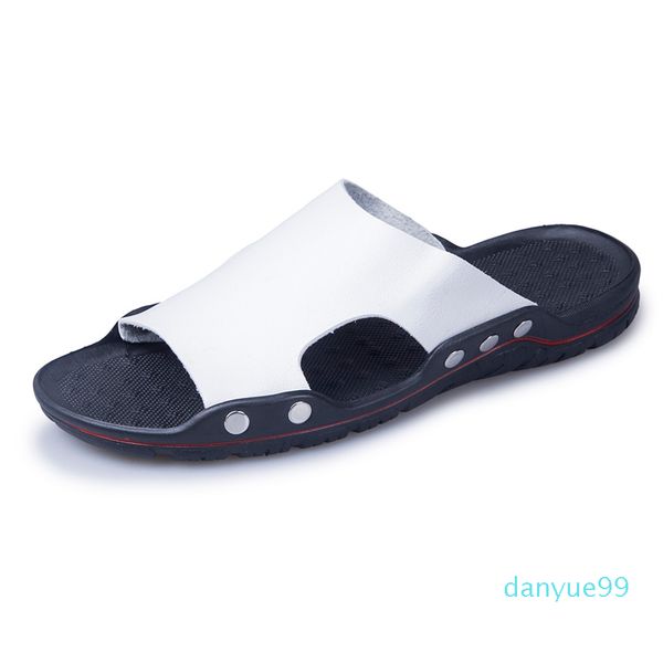 explosion slippers men's fashion sandals and slippers summer non-slip leather hole men's shoes men's beach shoes large size 4, Black
explosion slippers men's fashion sandals and slippers summer non-slip leather hole men's shoes men's beach shoes large size 4, Black