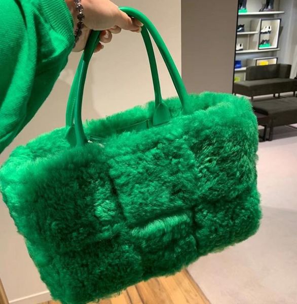 designer bags tote woven single-shoulder bag large capacity autumn/winter female
designer bags tote woven single-shoulder bag large capacity autumn/winter female