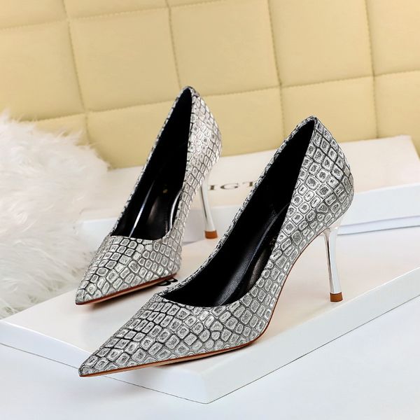 dress shoes europe and the united states fashion nightclub show thin metal high heel shallow mouth pointed glitter sequin shoes, Black
dress shoes europe and the united states fashion nightclub show thin metal high heel shallow mouth pointed glitter sequin shoes, Black