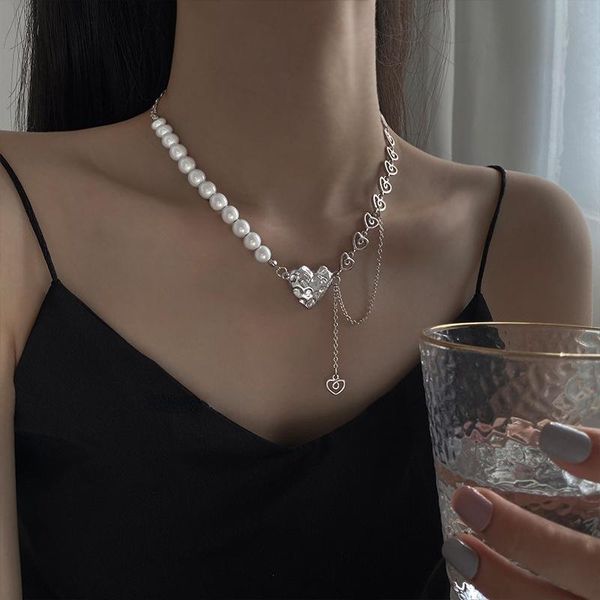 pendant necklaces ins trendy irregular pearl love stitching metal necklace light luxury punk hip hop clavicle chain jewelry for women gift, Silver
pendant necklaces ins trendy irregular pearl love stitching metal necklace light luxury punk hip hop clavicle chain jewelry for women gift, Silver
