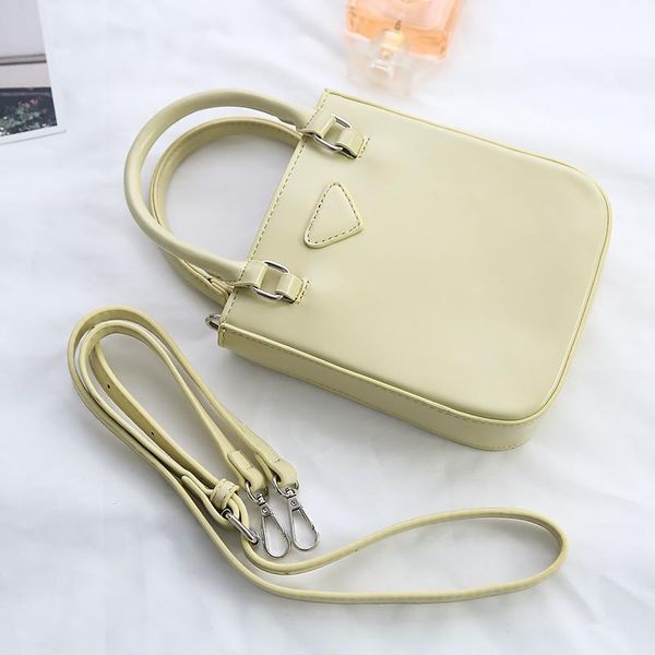 evening bags shoulder ladies handbags 2021 white green beige blue women's small mini bag for mobile and wallet
evening bags shoulder ladies handbags 2021 white green beige blue women's small mini bag for mobile and wallet
