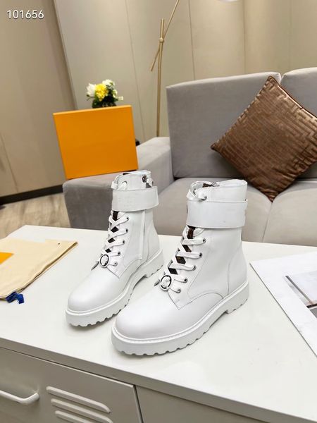 women ultra mini snow boots slipper winter new popular ankle sheepskin fur plush keep warm boots with card dustbag beautiful gifts antelope, Black
women ultra mini snow boots slipper winter new popular ankle sheepskin fur plush keep warm boots with card dustbag beautiful gifts antelope, Black