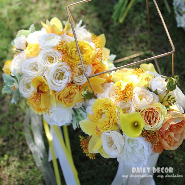 hi-q farmhouse style artificial yellow color rose wedding bridal bouquet forest party bride hand holding flowers decorative & wreaths
hi-q farmhouse style artificial yellow color rose wedding bridal bouquet forest party bride hand holding flowers decorative & wreaths