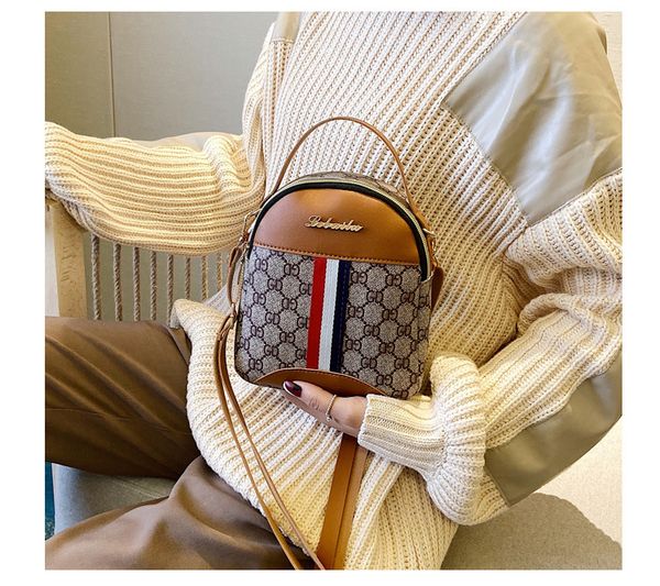 luxury quality small fashion color contrast multifunctional small backpack double shoulder bag portable single shoulder bag
luxury quality small fashion color contrast multifunctional small backpack double shoulder bag portable single shoulder bag