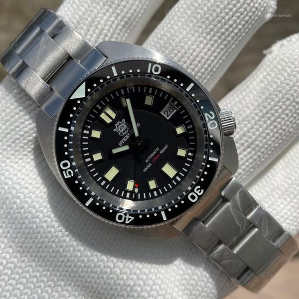 wristwatches steeldive dive watch abalone nh35 movement 42mm stainless steel case 200m waterproof luminous men's mechanical wristwatch, Slivery;brown
wristwatches steeldive dive watch abalone nh35 movement 42mm stainless steel case 200m waterproof luminous men's mechanical wristwatch, Slivery;brown