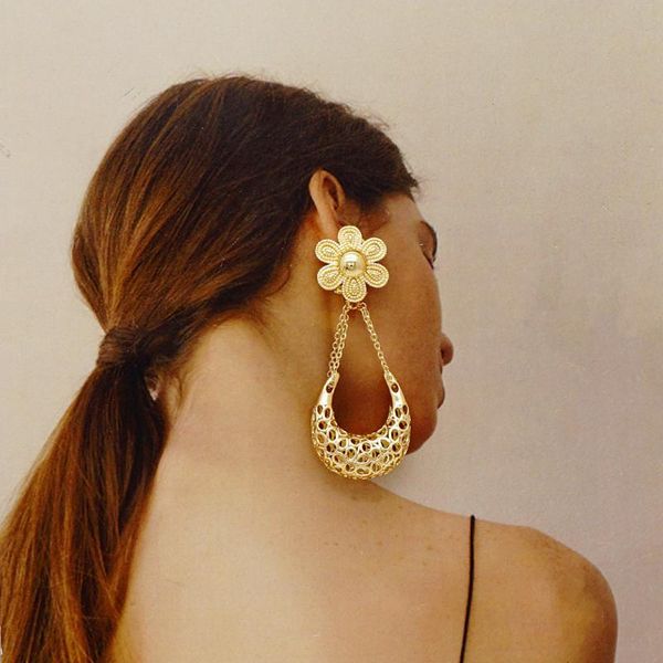 Dangle & Chandelier Trendy Hollow Flowers Gold Earings Hanging Long Earrings For Women Fashion Jewelry Accessories Wedding Party Daily Gift, Silver
Dangle & Chandelier Trendy Hollow Flowers Gold Earings Hanging Long Earrings For Women Fashion Jewelry Accessories Wedding Party Daily Gift, Silver