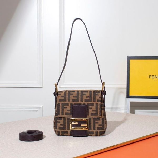 light luxury 2021 new bag women's trend fashion club bag advanced single shoulder old flower messenger bag versatile luxurys designers
light luxury 2021 new bag women's trend fashion club bag advanced single shoulder old flower messenger bag versatile luxurys designers