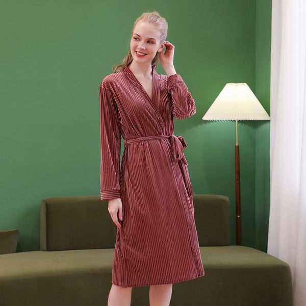 women's sleepwear women solid velour robe bathrobe autumn velvet wedding bride dressing gown loose casual home clothes, Black;red
women's sleepwear women solid velour robe bathrobe autumn velvet wedding bride dressing gown loose casual home clothes, Black;red