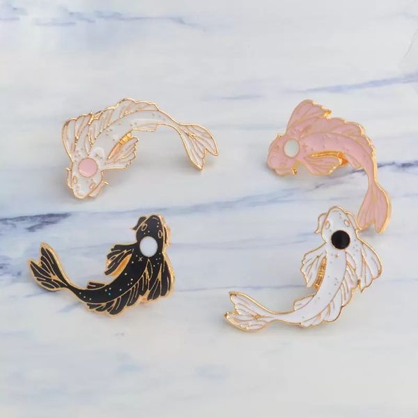 lucky vis koi emaille pins wit roze zwart broches gift denim jeans kleding cap tas pin badge knop revers pin gifts, Blue
lucky vis koi emaille pins wit roze zwart broches gift denim jeans kleding cap tas pin badge knop revers pin gifts, Blue