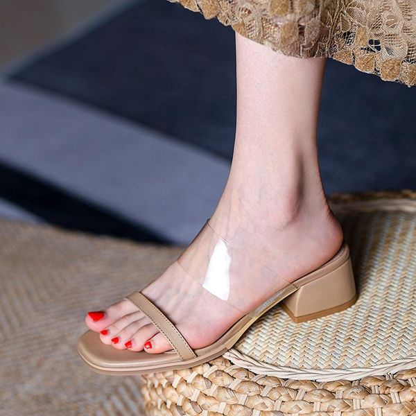 shoes woman 2021 female slippers square heel transparent low block rome basic scandals fabric pu slides retro rubber, Black
shoes woman 2021 female slippers square heel transparent low block rome basic scandals fabric pu slides retro rubber, Black