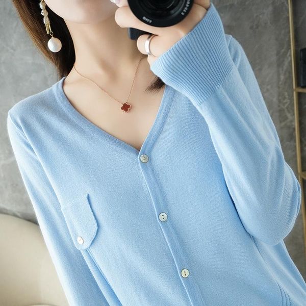 women's knits & tees wool sweater 2021 spring and autumn v-neck pullover slim fashion knitted large size solid color blouse, White
women's knits & tees wool sweater 2021 spring and autumn v-neck pullover slim fashion knitted large size solid color blouse, White