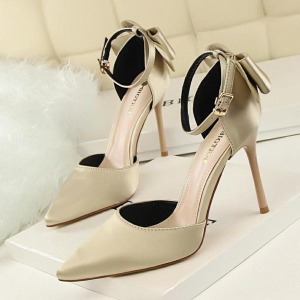 dress shoes bow high heels women wedding woman heel pumps pointed toe big size 43 saltos femininos, Black
dress shoes bow high heels women wedding woman heel pumps pointed toe big size 43 saltos femininos, Black