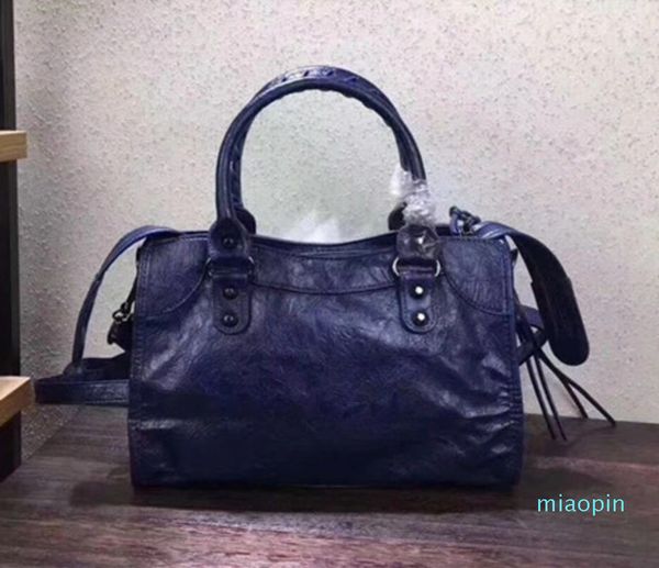 classic vintage tassel chain city mini bags lady real leather handle shoulder bag studs rivet solid rivets medium motorcycle vintage bag
classic vintage tassel chain city mini bags lady real leather handle shoulder bag studs rivet solid rivets medium motorcycle vintage bag