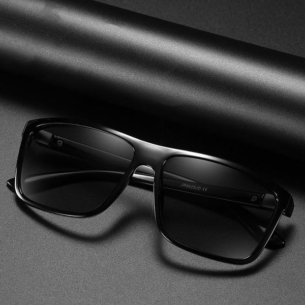 sunglasses 2021 men's polarized in europe and america outdoor fishing 6625, White;black
sunglasses 2021 men's polarized in europe and america outdoor fishing 6625, White;black