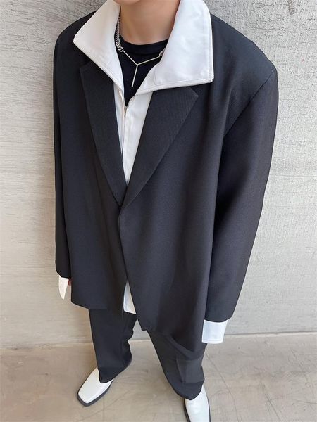 men's suits & blazers spring and autumn double personality design metal standard fashion trend loose casual all-match suit coat, White;black
men's suits & blazers spring and autumn double personality design metal standard fashion trend loose casual all-match suit coat, White;black