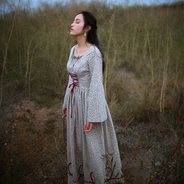 casual dresses 2021 arrival sweet a-line floral full ankle-length flare sleeve empire square collar, Black;gray
casual dresses 2021 arrival sweet a-line floral full ankle-length flare sleeve empire square collar, Black;gray
