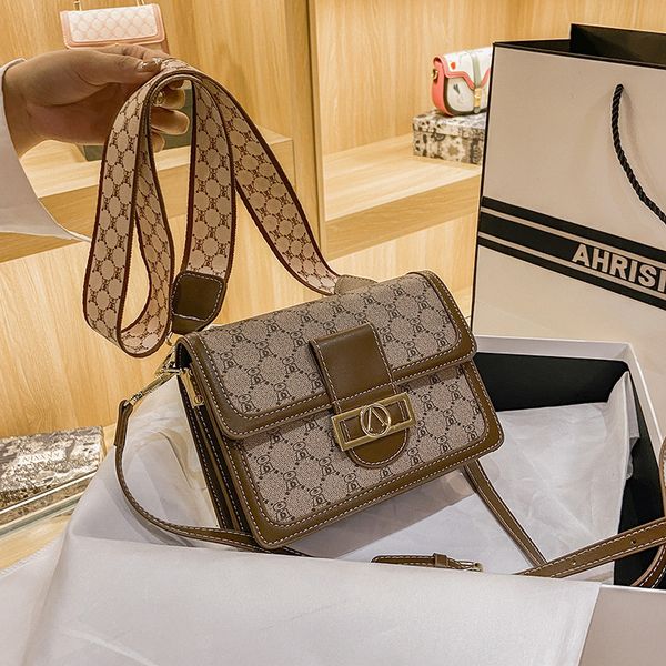 70% factory store beibei shangpin 2021 summer fashion trendy street accordion flap single shoulder oblique span bag
70% factory store beibei shangpin 2021 summer fashion trendy street accordion flap single shoulder oblique span bag