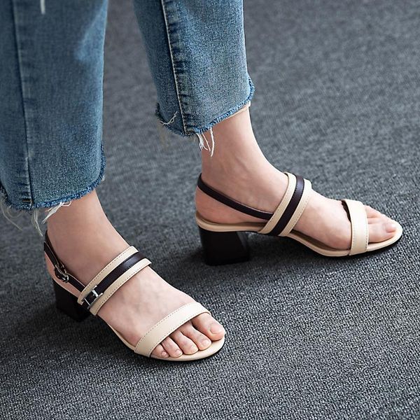 summer 2021 word buckle color matching round head sandals fairy style fashion wild thick heel z859, Black
summer 2021 word buckle color matching round head sandals fairy style fashion wild thick heel z859, Black