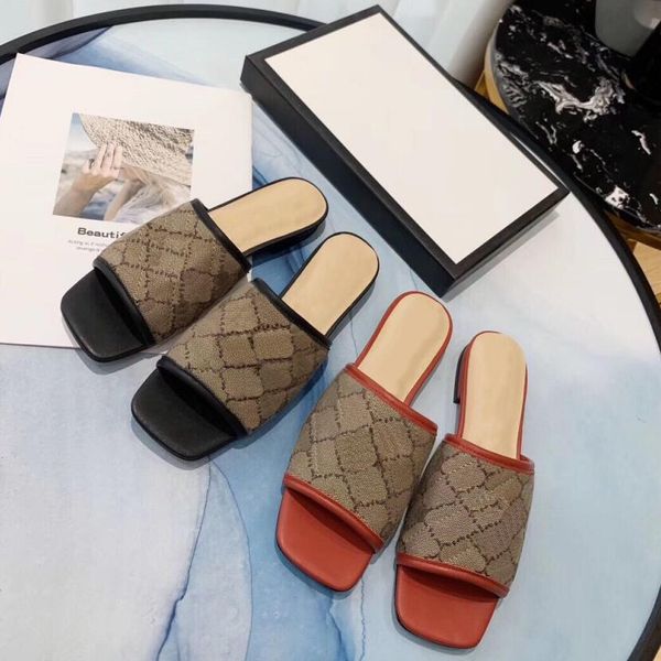 2021 women designers sandals fashion summer embroidered letter girls beach slippers womens sandal slides flip flops with box, Black
2021 women designers sandals fashion summer embroidered letter girls beach slippers womens sandal slides flip flops with box, Black