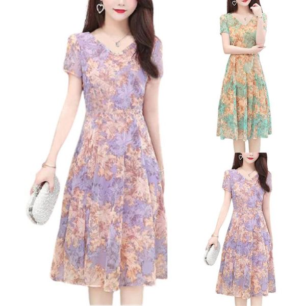 casual dresses ice silk print dress lady summer 2021 printed flowers vintage v-neck a-line pullover short sleeve, Black;gray
casual dresses ice silk print dress lady summer 2021 printed flowers vintage v-neck a-line pullover short sleeve, Black;gray