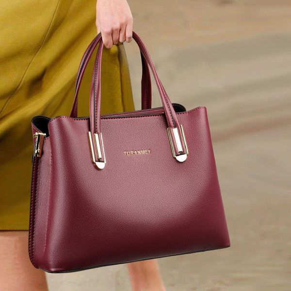 shoulder bags selling brand handbags 2021 ladies simple temperament fashion luxury one-shoulder diagonal
shoulder bags selling brand handbags 2021 ladies simple temperament fashion luxury one-shoulder diagonal