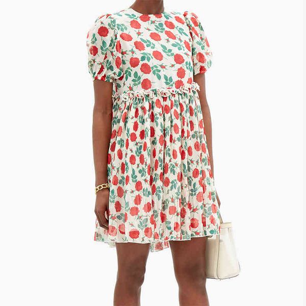 dresses cute women red rose floral print pleated 2021 retro holiday style short sleeve summer loose vacation kawaii clothes, Black;gray
dresses cute women red rose floral print pleated 2021 retro holiday style short sleeve summer loose vacation kawaii clothes, Black;gray