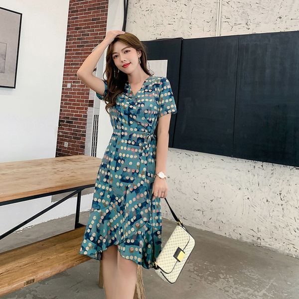 large new slim mm 2021 skirt shows summer thin temperament v-neck ruffle dress female 10981, Black;gray
large new slim mm 2021 skirt shows summer thin temperament v-neck ruffle dress female 10981, Black;gray