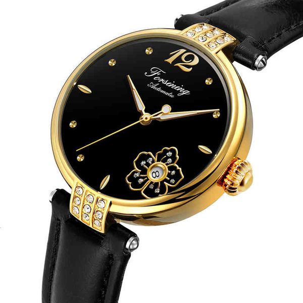 women's watches researching day fashion car mechanical poison box ship, Slivery;brown
women's watches researching day fashion car mechanical poison box ship, Slivery;brown