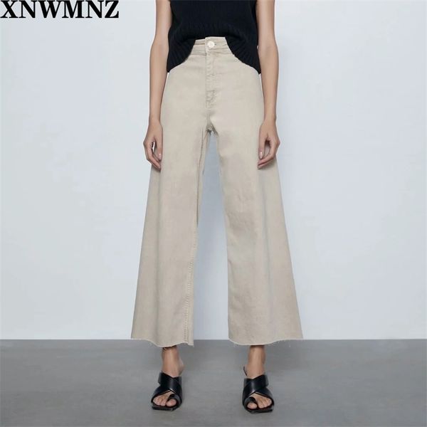 premium marine straight jeans high waist with patch pockets at the back featuring seamless hems zip fly button 210520, Black;white
premium marine straight jeans high waist with patch pockets at the back featuring seamless hems zip fly button 210520, Black;white