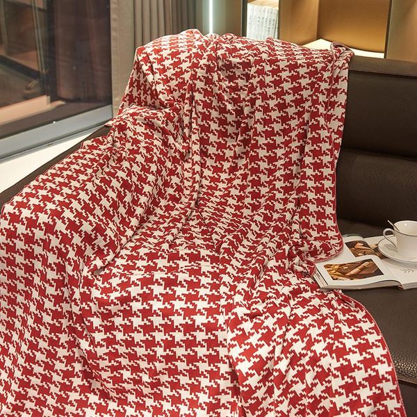 100% cotton knitted black and white plaid blanket soft throw sofa blankets for beds red
100% cotton knitted black and white plaid blanket soft throw sofa blankets for beds red