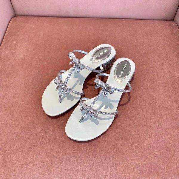sandals 2022 rhinestone bow women's summer low heel roman clip toe thick women 34-39, Black
sandals 2022 rhinestone bow women's summer low heel roman clip toe thick women 34-39, Black