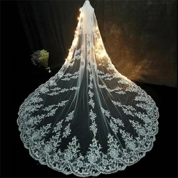 bridal veils luxury wedding 400cm lace appliqued sequins edge one layer custom made veil with comb accessories, Black
bridal veils luxury wedding 400cm lace appliqued sequins edge one layer custom made veil with comb accessories, Black