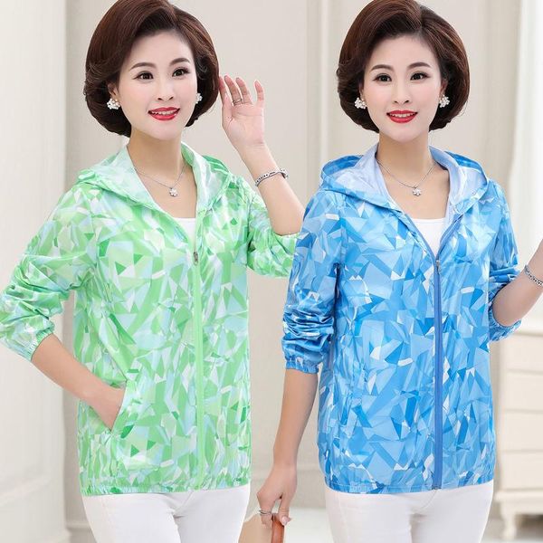 middle-aged women 2021 summer jackets female sun protection soft breathable fashion printed jacket for mother hooded coat n42 women's, Black;brown
middle-aged women 2021 summer jackets female sun protection soft breathable fashion printed jacket for mother hooded coat n42 women's, Black;brown