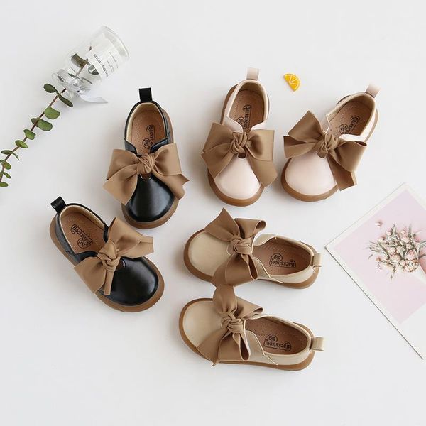 genuine leather girls shoes 2021 spring and autumn little girl baby small soft sole children' flat, Black;grey
genuine leather girls shoes 2021 spring and autumn little girl baby small soft sole children' flat, Black;grey