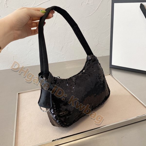2021 women luxurys designers sequins one shoulder bags clutch purse underarm handbags fashion armpit totes bag ladies shimmer glitter wallet
2021 women luxurys designers sequins one shoulder bags clutch purse underarm handbags fashion armpit totes bag ladies shimmer glitter wallet