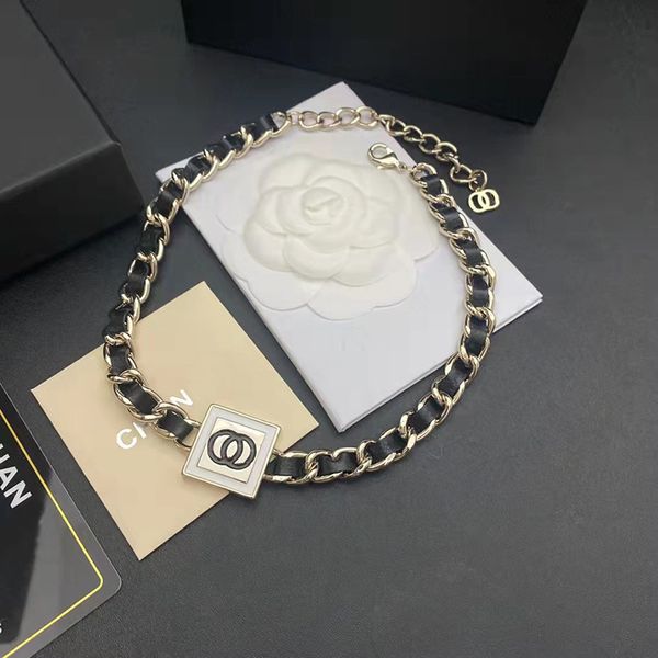 small fragrance new square enamel pendant necklace french vintagec family leather neck chain female, Silver
small fragrance new square enamel pendant necklace french vintagec family leather neck chain female, Silver