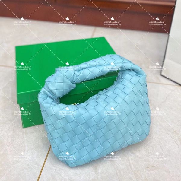 casual leather handbag multi-color artwork mesh women's shopping bag plain design woven lattice bucket hand fashion women wallet
casual leather handbag multi-color artwork mesh women's shopping bag plain design woven lattice bucket hand fashion women wallet
