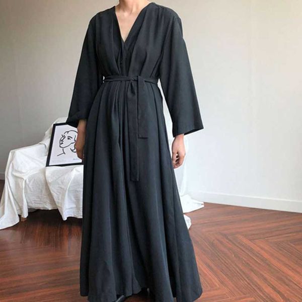 casual dresses 2021 women autumn long shirt dress v-neck sleeve maxi vestido with belt vintage plus size robe femme elegant, Black;gray
casual dresses 2021 women autumn long shirt dress v-neck sleeve maxi vestido with belt vintage plus size robe femme elegant, Black;gray