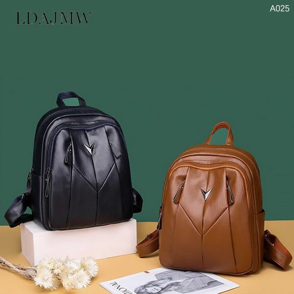 backpack retro leather large-capacity travel outdoor multifunctional leisure schoolbag storage supplies organizer
backpack retro leather large-capacity travel outdoor multifunctional leisure schoolbag storage supplies organizer