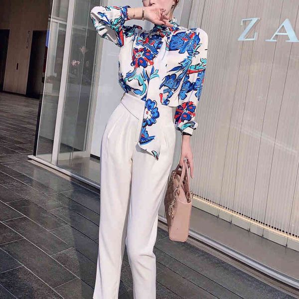 pant female fashion runway designer spring order elegant print shirt and white pants suit lady twinsets
pant female fashion runway designer spring order elegant print shirt and white pants suit lady twinsets