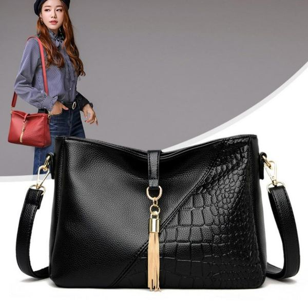 evening bags soft leather tassels totes women large capacity handbags 2021 style fashion pu female crossbody shoulder bag black
evening bags soft leather tassels totes women large capacity handbags 2021 style fashion pu female crossbody shoulder bag black