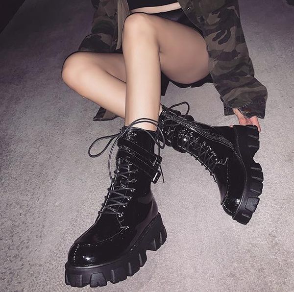boots combat patent leather women lace up gothic black platform ankle shoes botas mujer
boots combat patent leather women lace up gothic black platform ankle shoes botas mujer