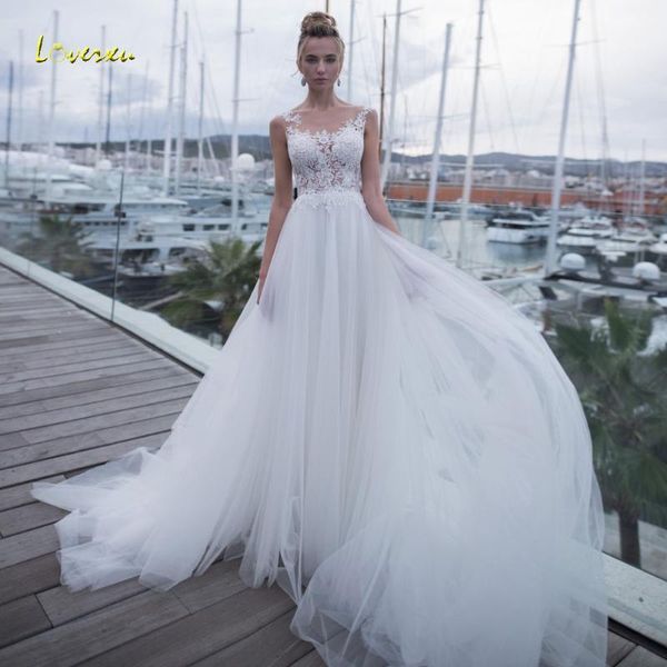 other wedding dresses loverxu illusion scoop neck beach 2021 elegant appliques beaded button court train vintage bridal gowns, White
other wedding dresses loverxu illusion scoop neck beach 2021 elegant appliques beaded button court train vintage bridal gowns, White